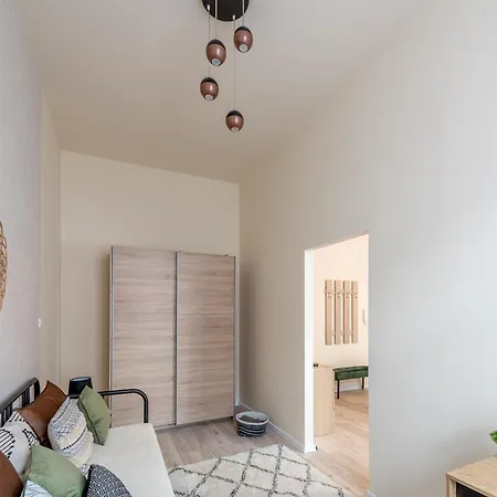 Luxury Giant 157m2 - 4 Exclusive In One Place With 4 Free Garages!!! 아파트 *