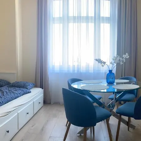 아파트 Luxury Giant 157m2 - 4 Exclusive In One Place With 4 Free Garages!!!